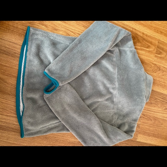 Pataginia sweater - Picture 2 of 5